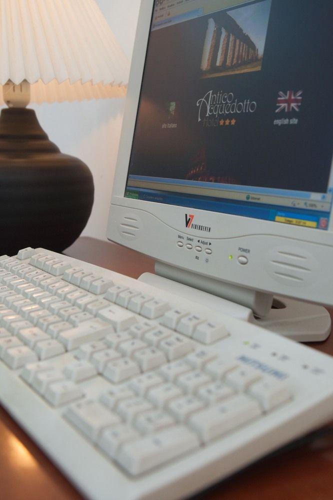 ホテル アンティーコ アクエドット ローマ エクステリア 写真